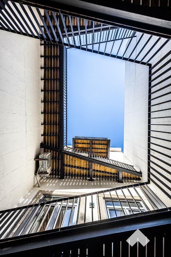 شقة Artsy Retreat In The Heart Of بورتو المظهر الخارجي الصورة